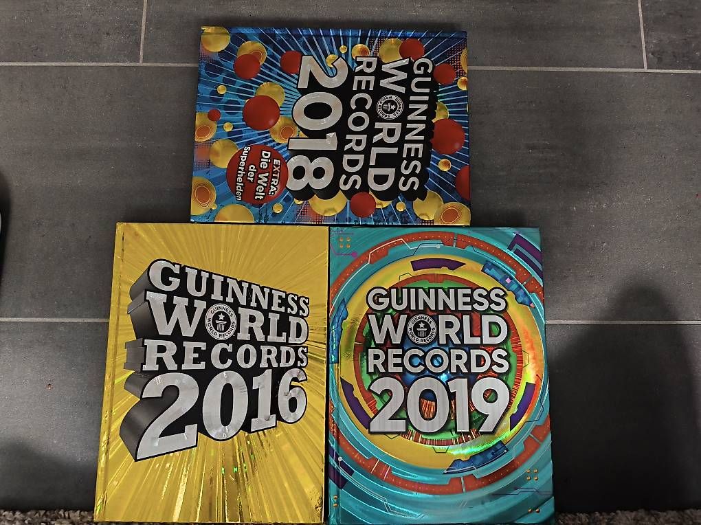 Libri: Guinness World Records Bücher  – Usato da Oberwil BL venduto da sch_hp69