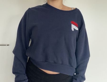 Fila Pullover dunkelblau kurz geschnitten guter Zustand