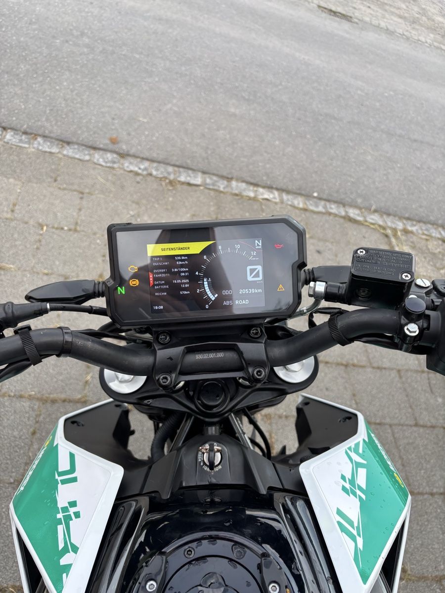 KTM Strada: KTM Duke 390 – Usato da Weesen venduto da XXDampfmaschine 1