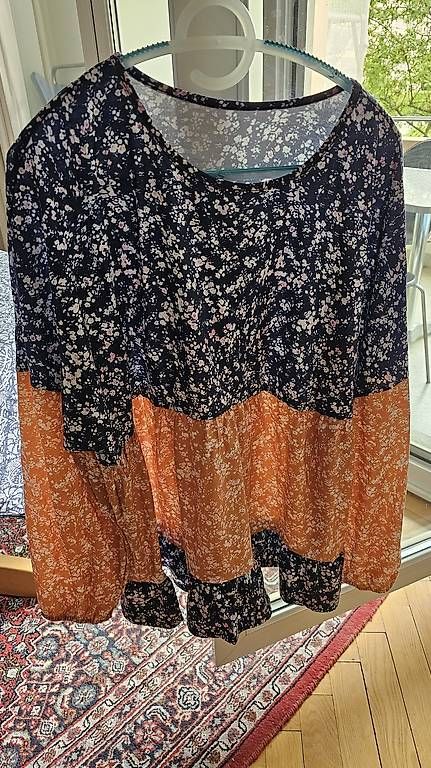Blusen: Bluse – Gebraucht aus Bern von RegBer 1