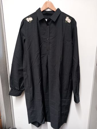 Artigiano Asoni Kleid dünner Wollstoff Gr.42, Swiss made