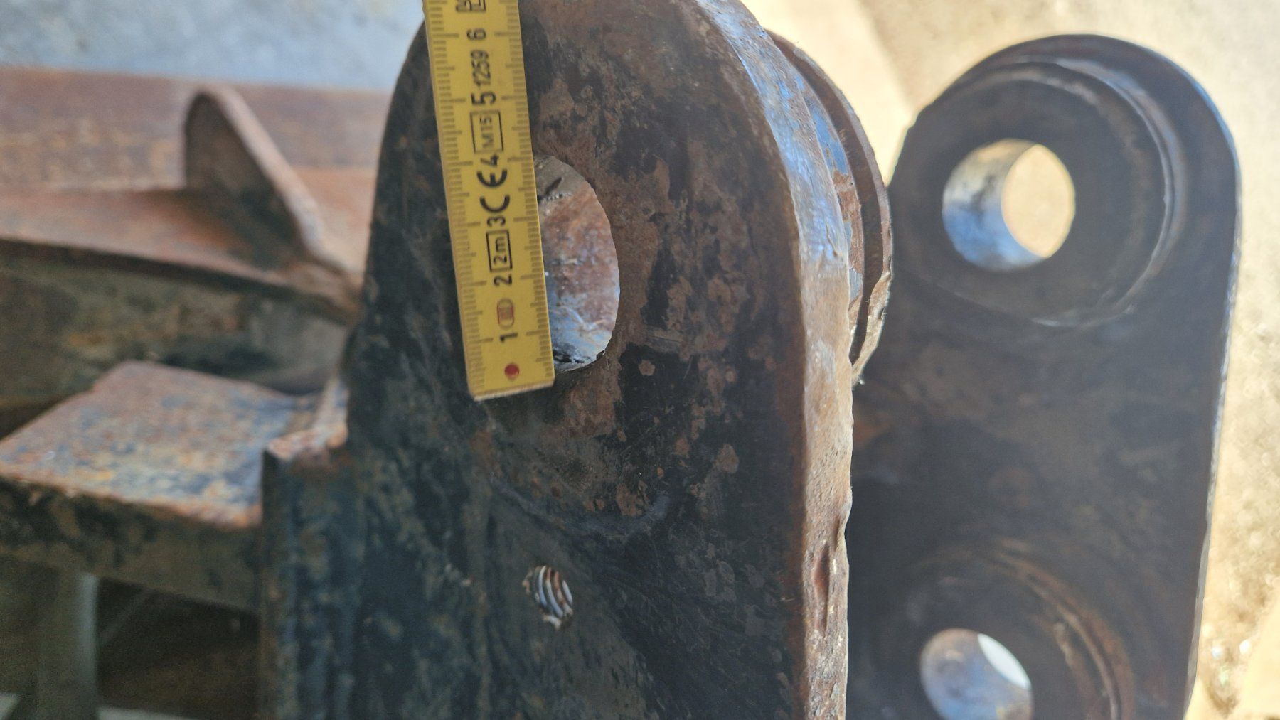 Escavatori: Godet de pelle hydraulique. – Usato da villars sur glane venduto da tavares05 4