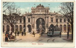 ZÜRICH Bahnhof mit Stassenbahn