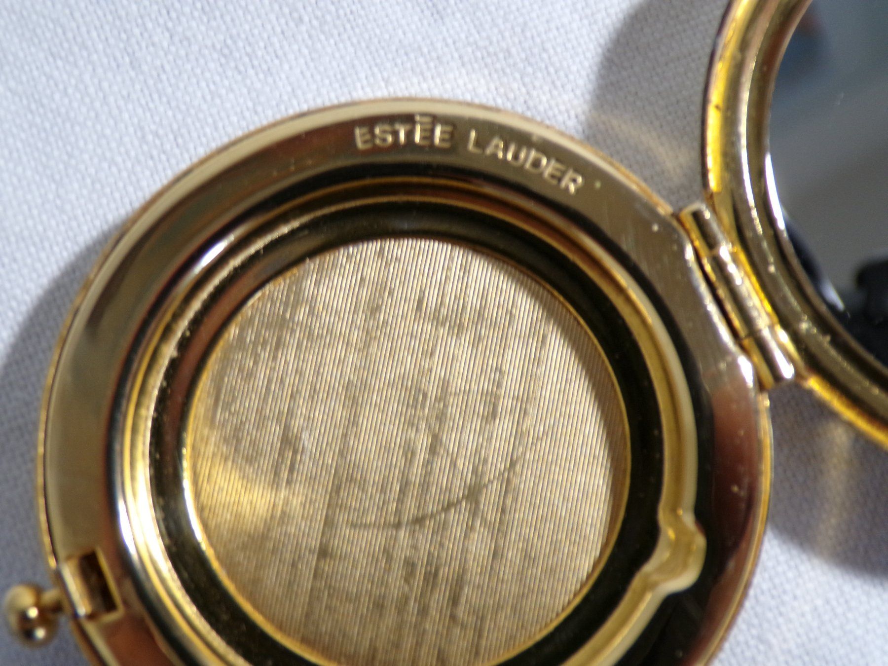 Estée Lauder Make-up: Estée Lauder Puderdose Steinbock – Usato da Dübendorf venduto da alracfo 3