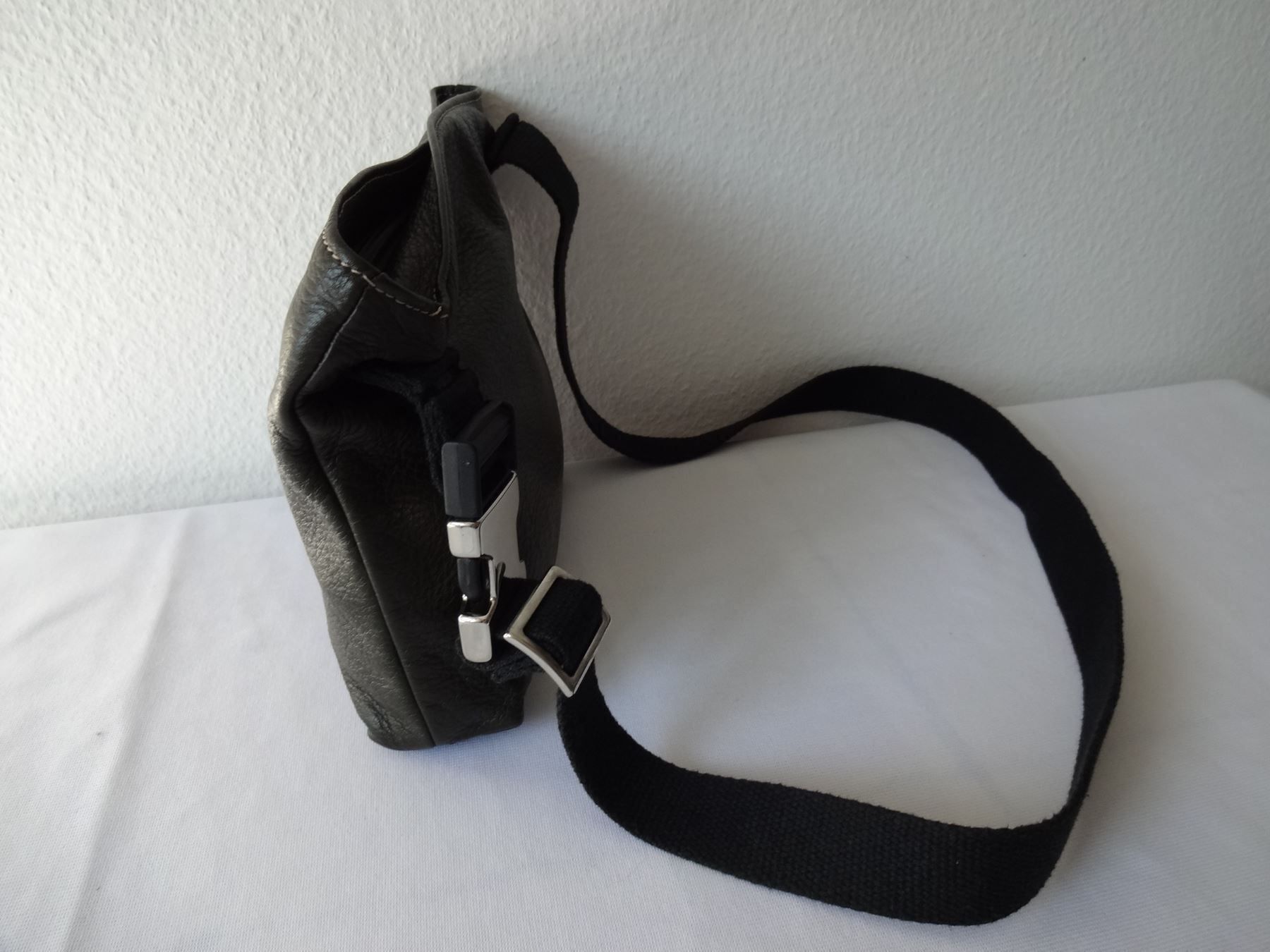 Navyboot Taschen für Damen: * NAVYBOOT * Echleder Tasche – Gebraucht aus Frauenfeld von rey06 2