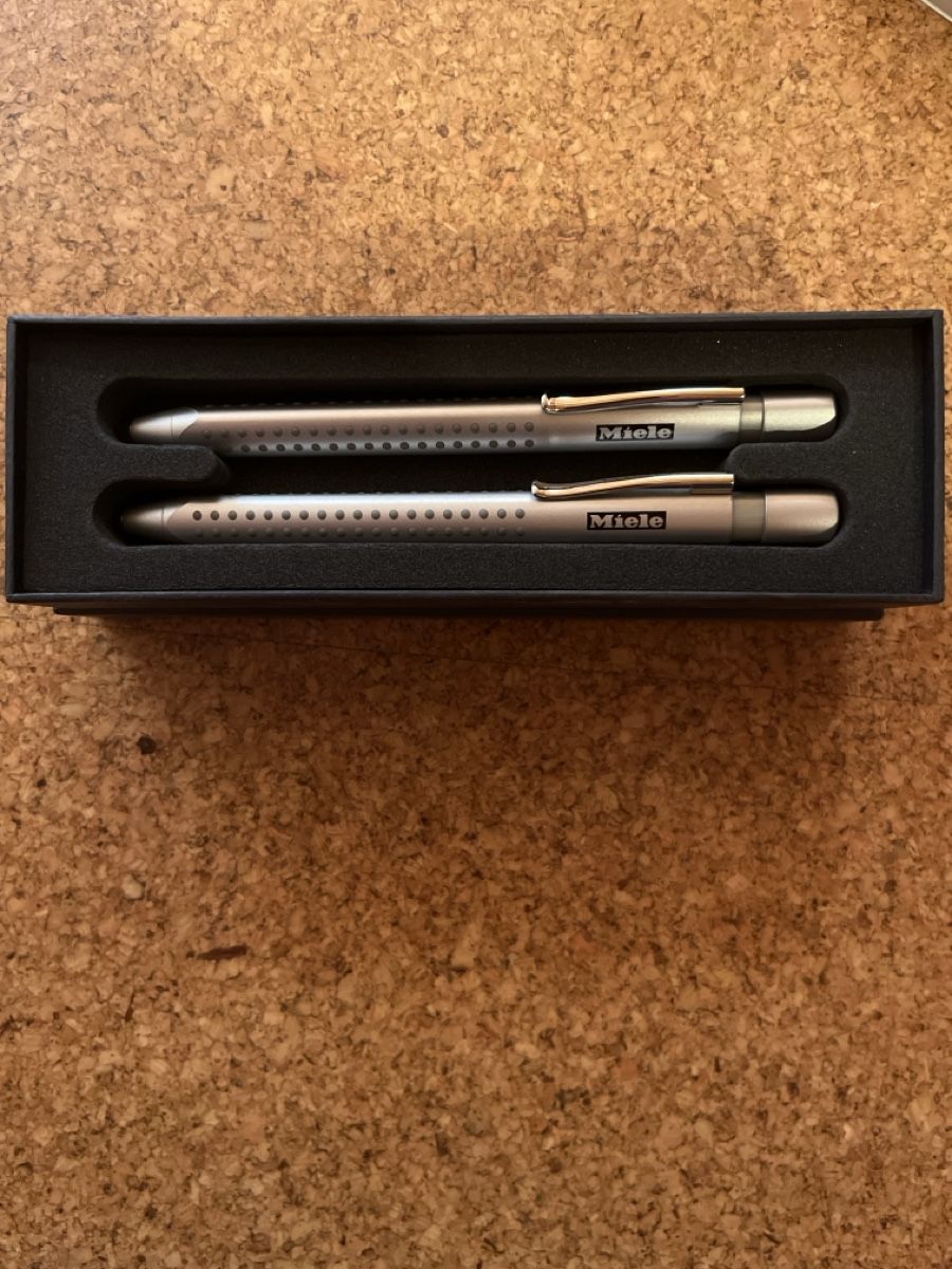 Faber-Castell Penna & Evidenziatori: Miele Kugelschreiber/Bleistift Farber-Castell – Nuovo e nell'imballaggio originale da Haldenstein venduto da Gigathlon4