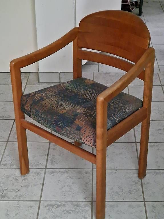 Stühle: Vintage Stuhl Massivholz – Gebraucht aus Kehrsatz von Burcki8 1