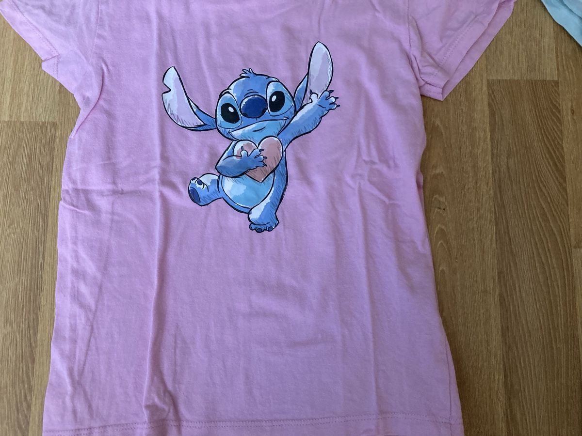 Camicette, T-shirt & Top: Stitch Mädchen Shirt Gr. 122/128 – Usato da Emmenbrücke venduto da JJ_89 1