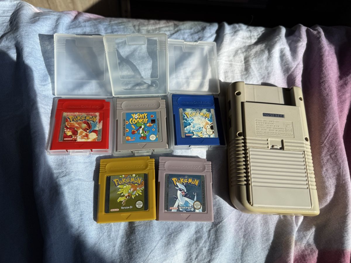 Nintendo Konsolen: Console Nintendo Game Boy avec 5 jeux – Gebraucht aus Neyruz FR von Paw_ket-Steal 1