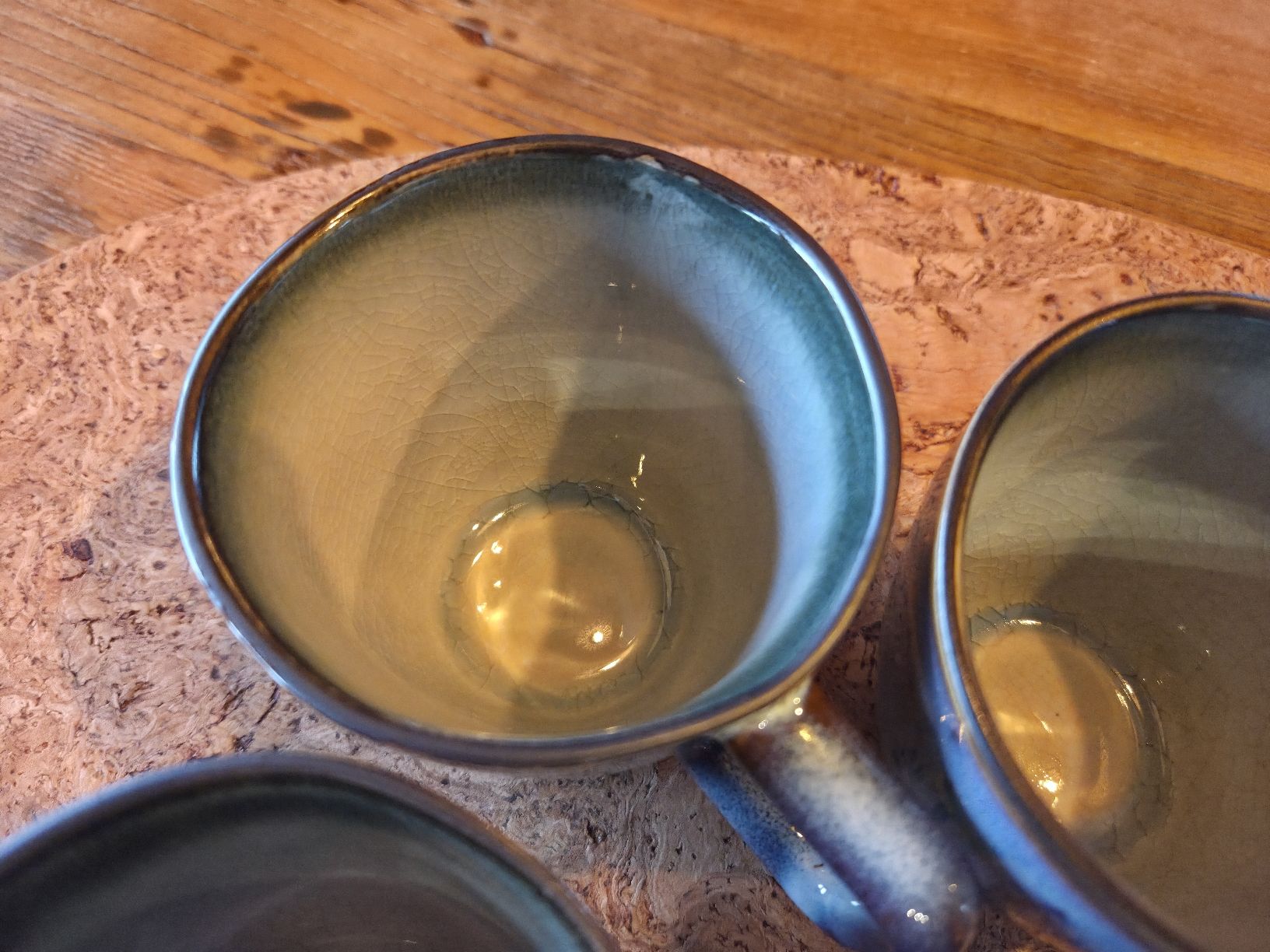 Tassen: 4 wunderschöne, einzigartige Kaffeetassen – Gebraucht aus Grosshöchstetten von Dirue 5
