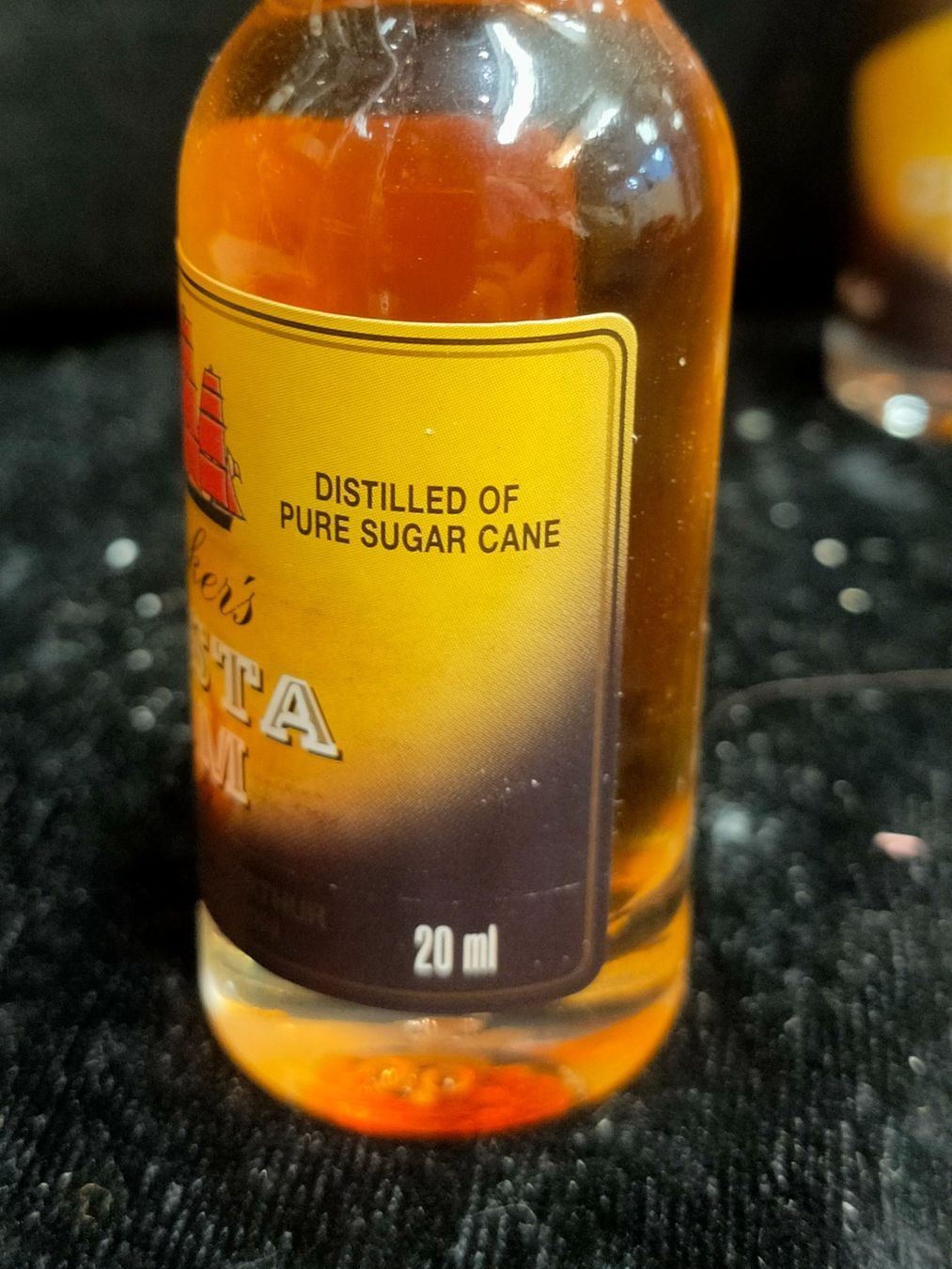 Spiritueux: 3 MINI BOUTEILLES PARKERS CRESTA RUM – D'occasion à Genève par Leboucheoreilles 3
