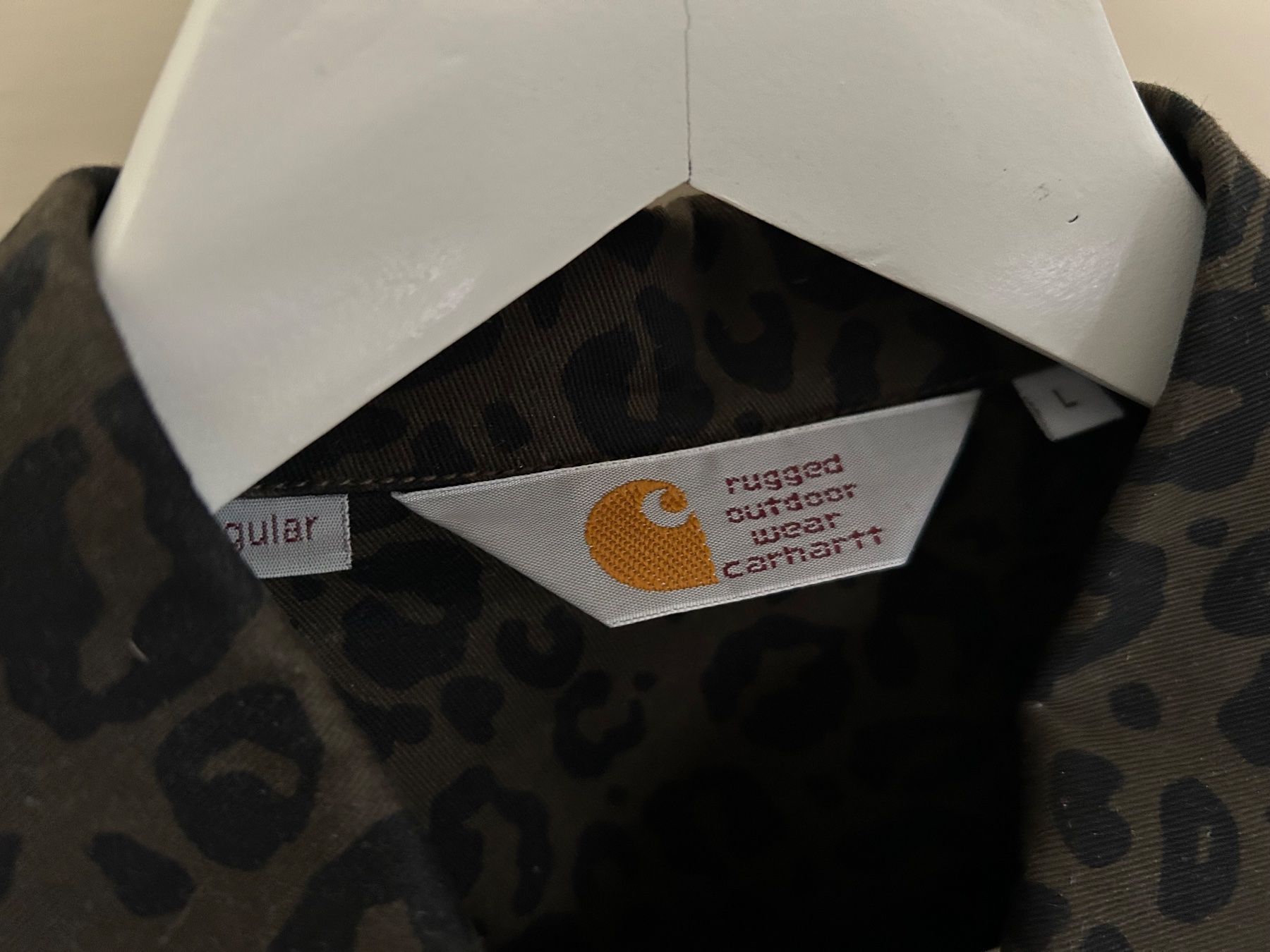 Carhartt Camicie: Carhartt Hemd, Leopardenmuster, Gr. L – Nuovo (secondo la descrizione) da Zürich venduto da emkay13 2