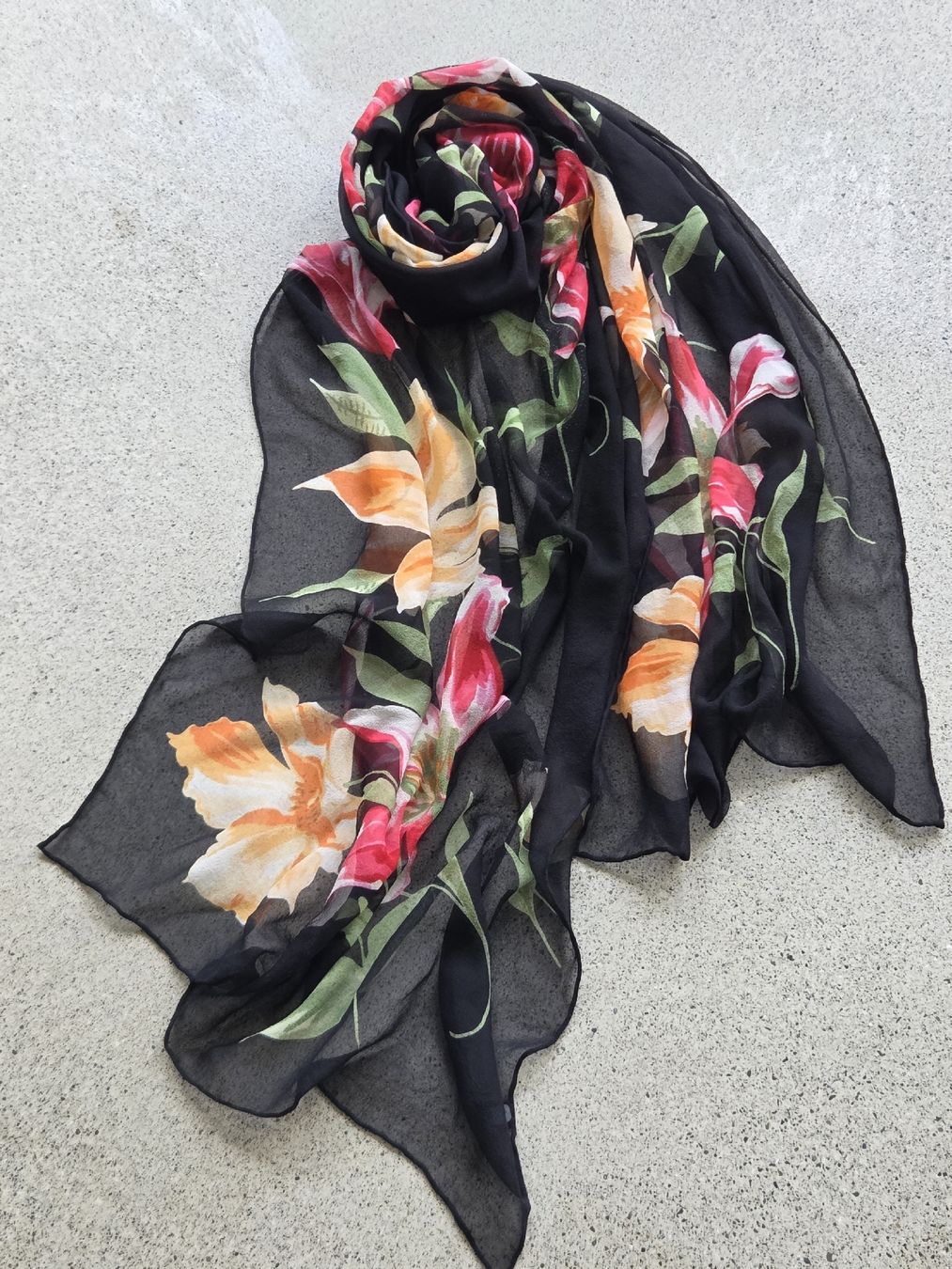 Foulard & Sciarpe: Seidenschal 46 x 170 cm – Nuovo e nell'imballaggio originale da Frauenfeld venduto da Schenken-mit-Herz 1