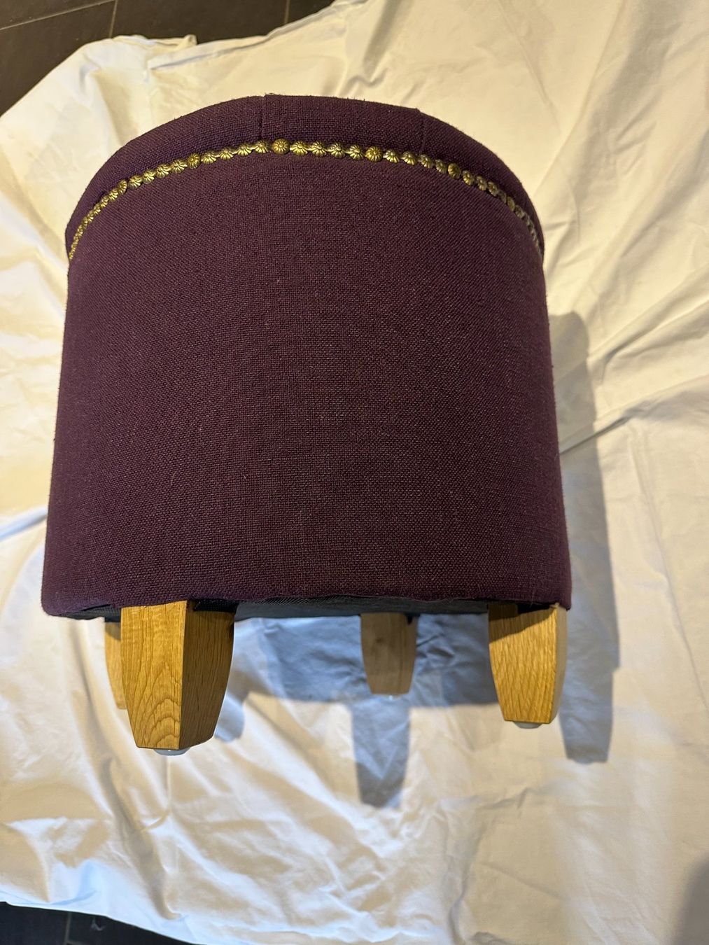 Sgabelli: Hocker Violett – Usato da Buttwil venduto da magdalena60 2