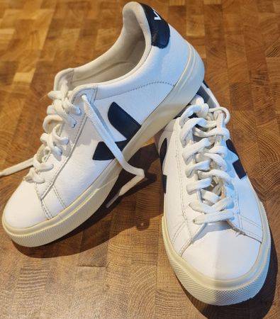Veja Sneakers 38 