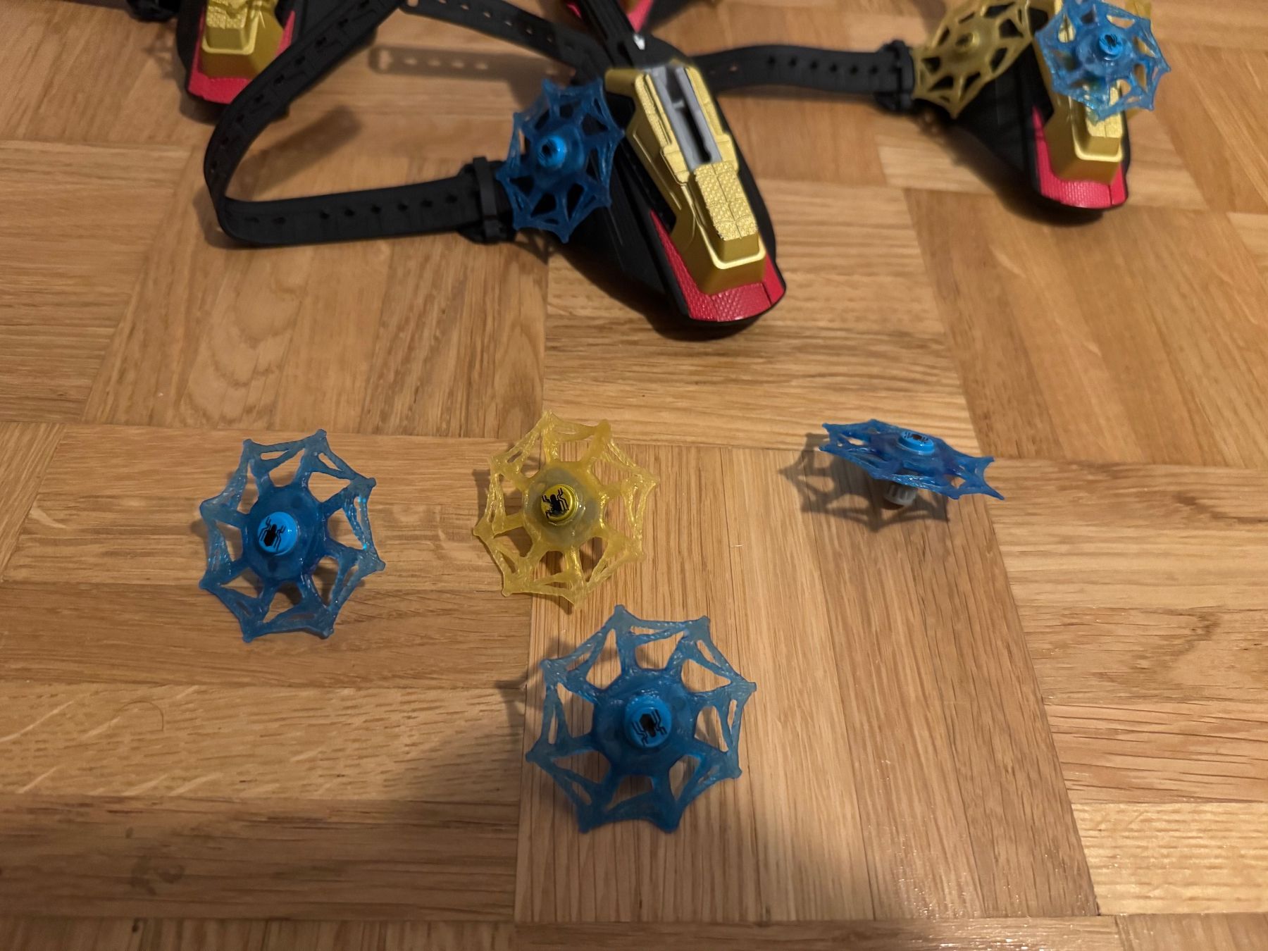 Spielzeuge: 4x Shooter Spiderman – Gebraucht aus Zürich von MaSte 2