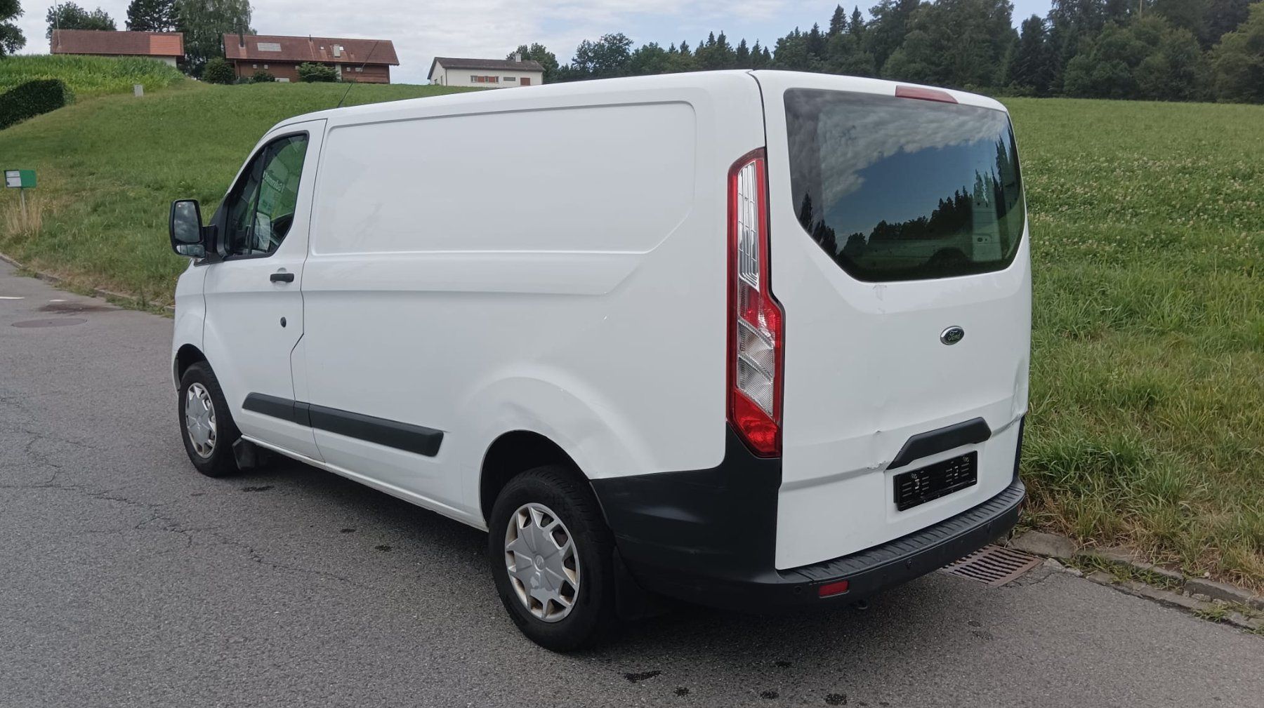 Ford Véhicules utilitaires: Ford Transit Custom Lieferwagen – D'occasion à Uerzlikon par mik_68kk 5