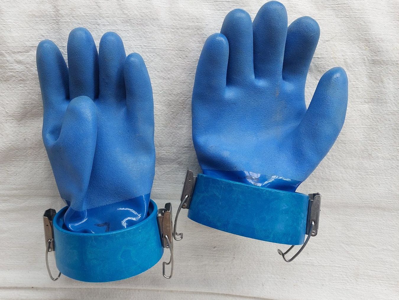 Guanti & manicotti: Trockentauchhandschuhe Pro DS – Usato da S-chanf venduto da diascha 1
