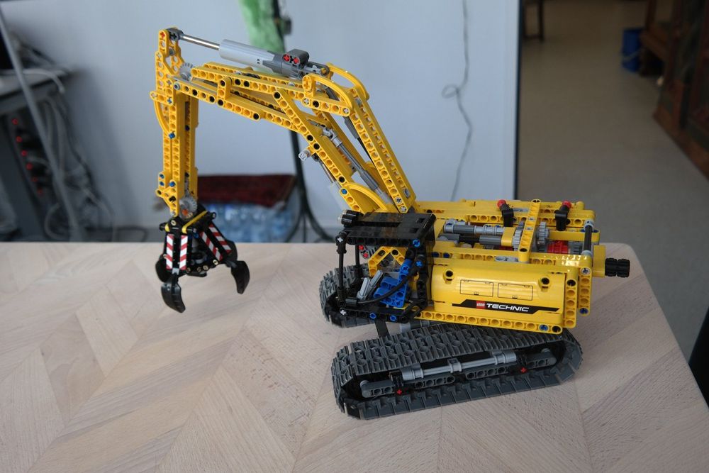 LEGO 42006 - Technic - Raupenbagger | Kaufen Auf Ricardo