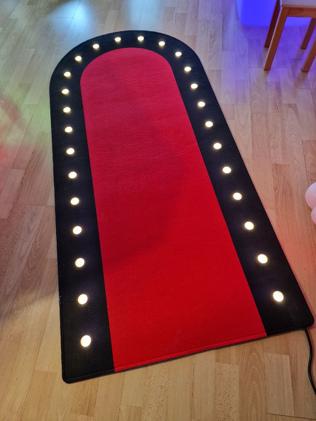 Tappeti: Teppich mit LED-Licht – Nuovo (secondo la descrizione) da Zürich venduto da zrhpat
