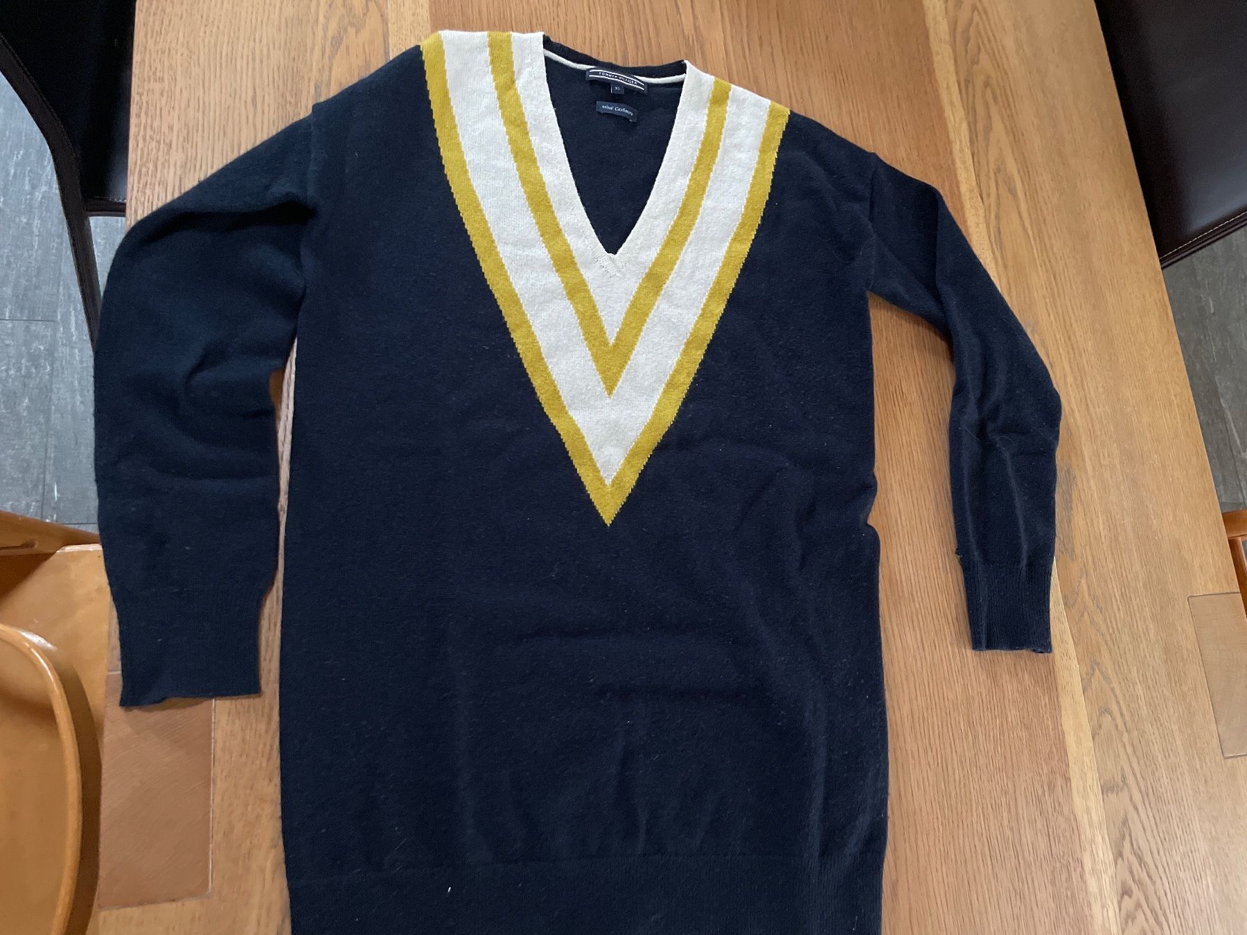 Tommy Hilfiger Maglioni & Felpe: Pull Hilfiger – Usato da Lausanne venduto da Soins