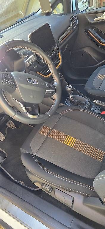 Ford Automobili: Ford Fiesta Active + – Usato da Arni BE venduto da Jolanda2000 4