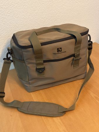 Kühltasche Trevolution olivgrün in gutem Zustand