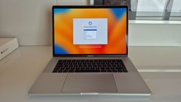 MacBook Pro 15" 2017 Touch Bar, i7, 16 GB, 256 GB, OVP
