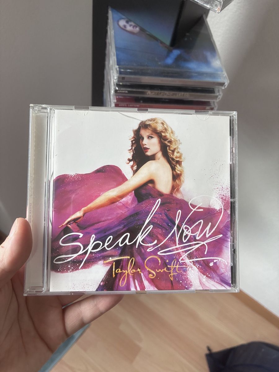 CDs: Taylor Swift CD – Neu (gemäss Beschreibung) aus Mels von joe_lin572