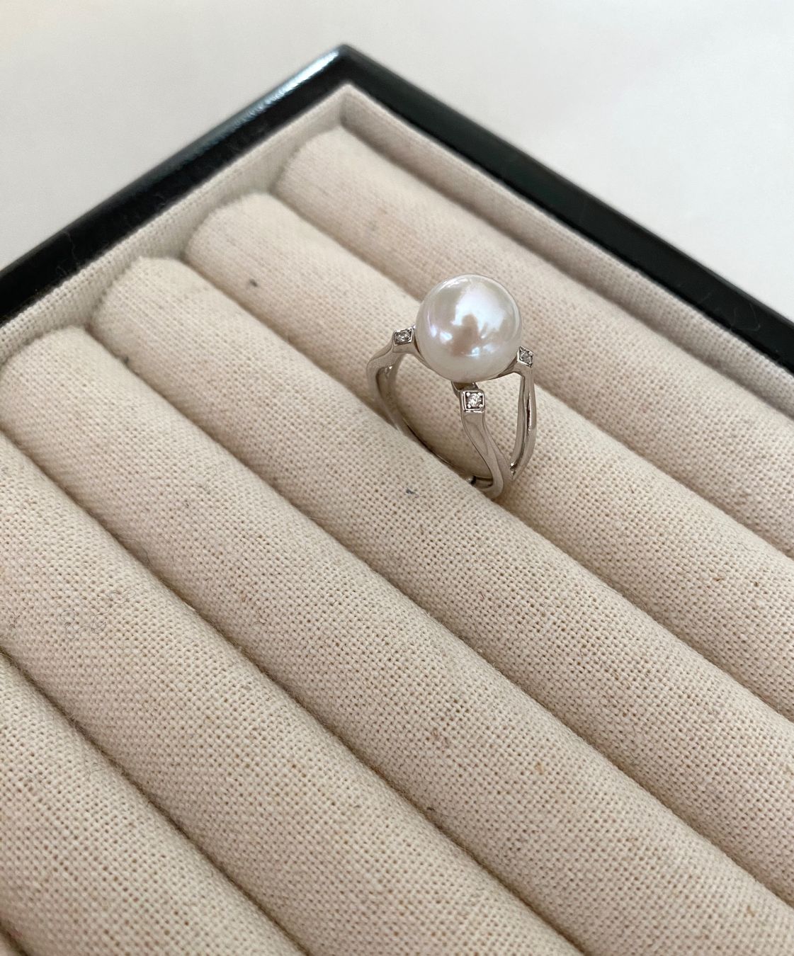 Ringe: 10mm Süsswasserperlen Ring – Neu und originalverpackt aus Sarnen von yingsperlen