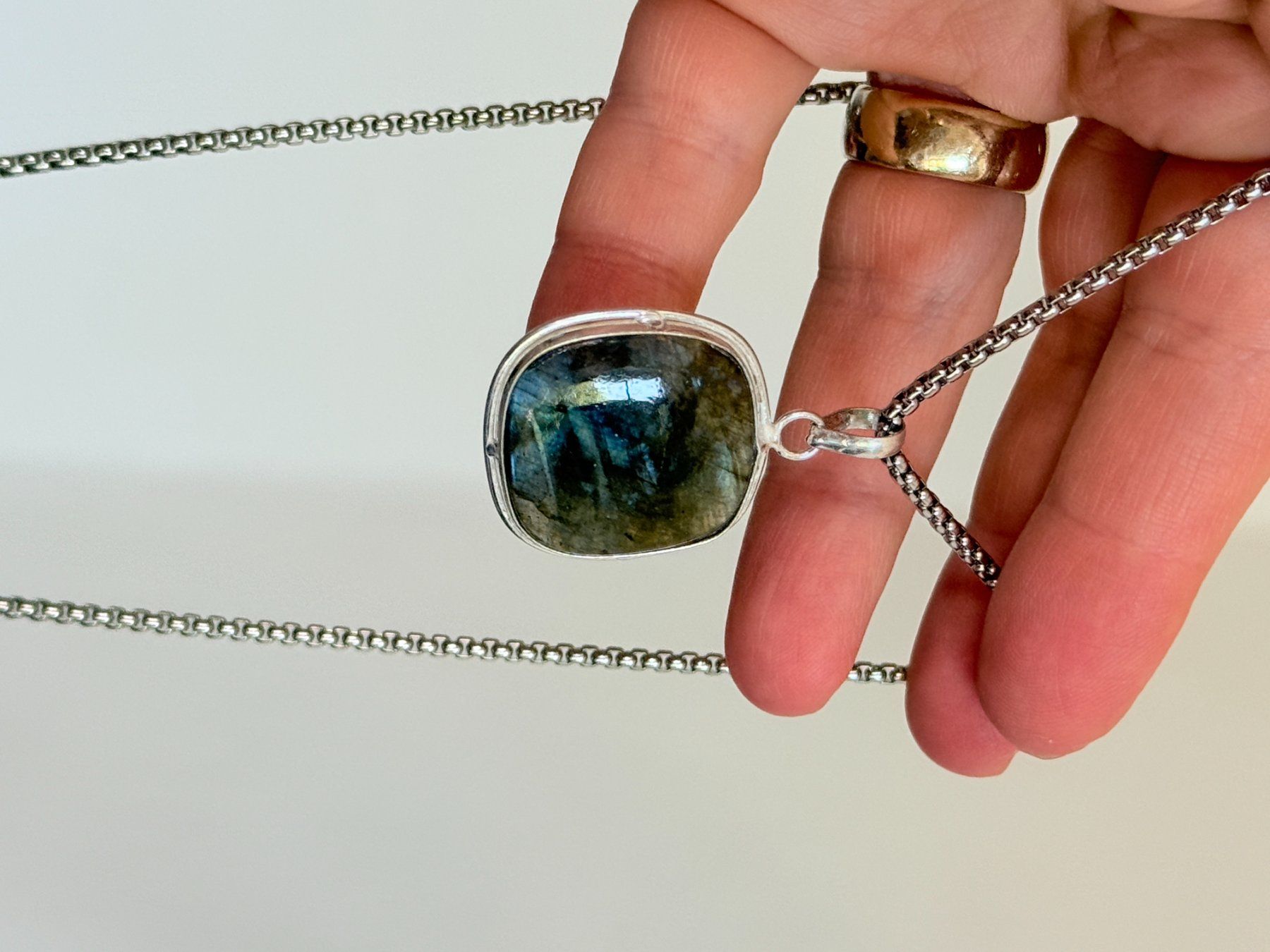 Ketten: Collier Labradorite neuf – Neu und originalverpackt aus Genève von AWWA 3