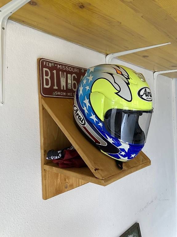 Garderobe: Attaccapanni e porta casco – Gebraucht aus S. Antonino von raffosuisse 1
