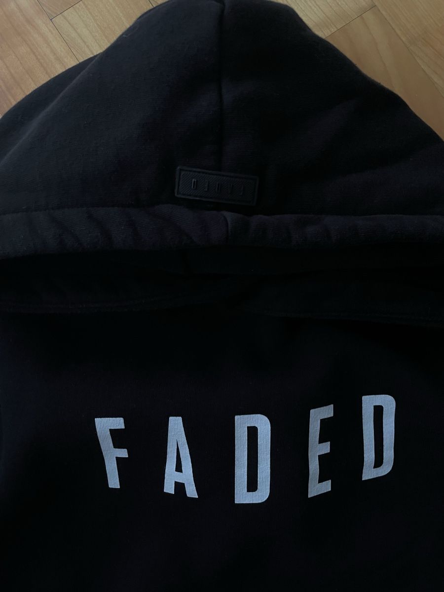 Maglioni & Felpe: Schwarzer FADED Kapuzenpullover Hoodie, Gr. S – Usato da Lachen SZ venduto da ali_5xw5 1