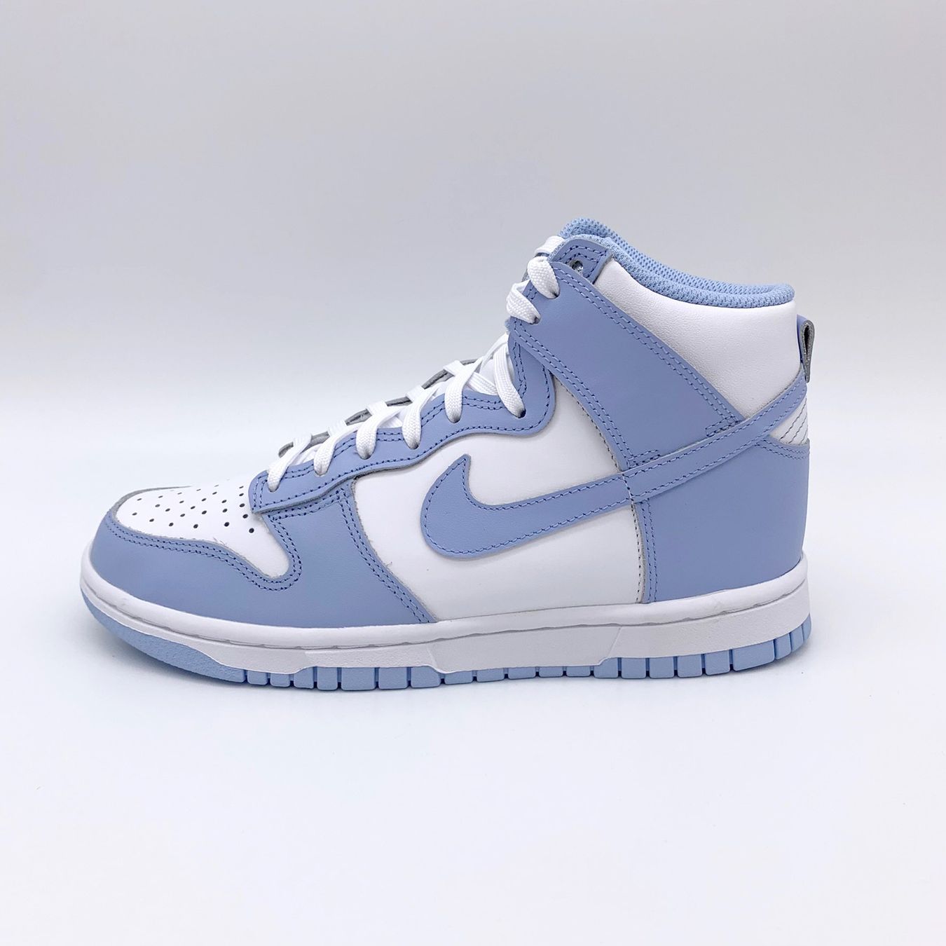 Nike Scarpe da uomo: Nike Dunk High Aluminum EU 39 – Nuovo e nell'imballaggio originale da Buochs venduto da MW_Sneakergoods