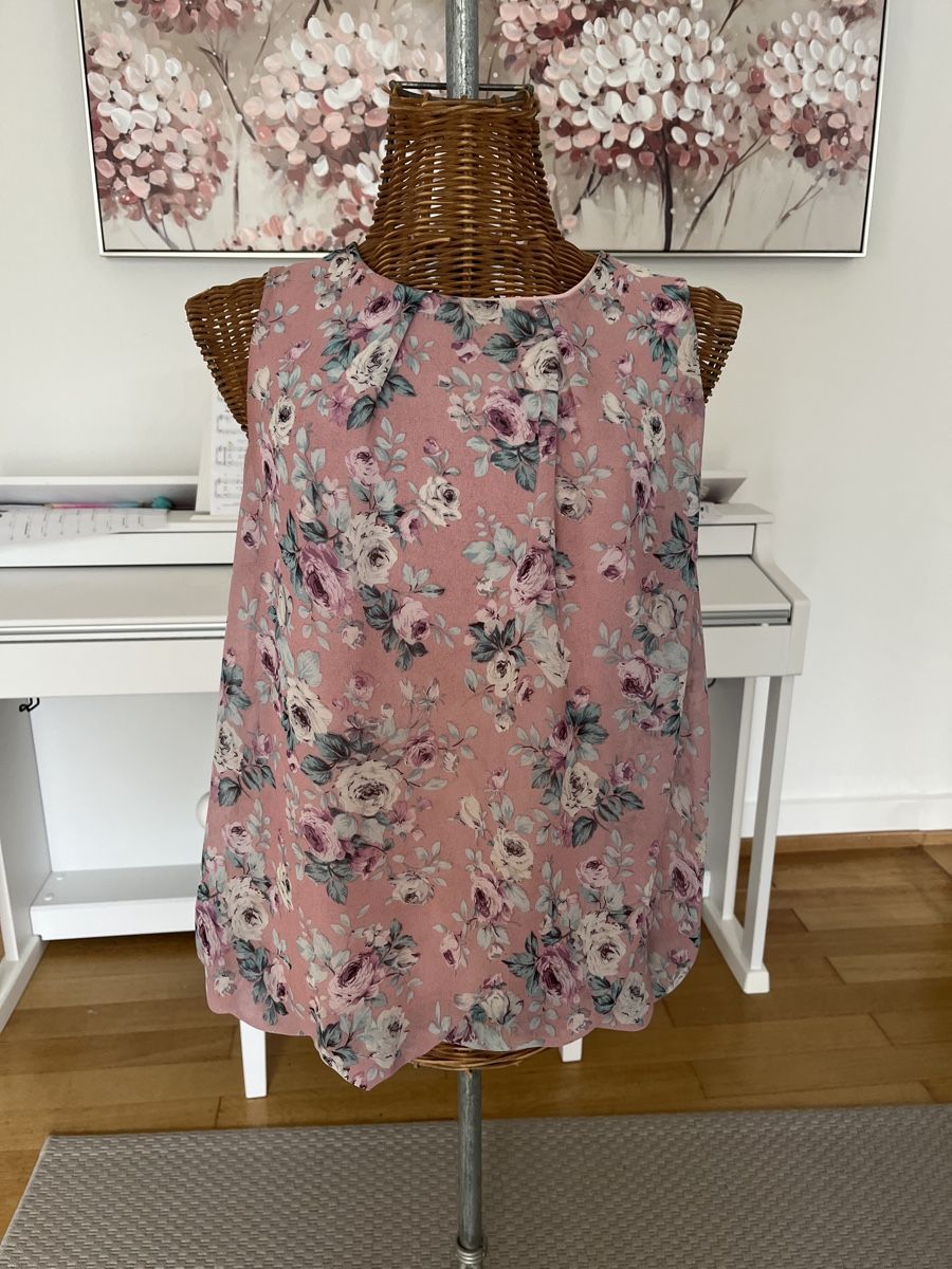 Camicette: Bluse mit Rosen, Grösse S – Usato da Solothurn venduto da Bobesch08