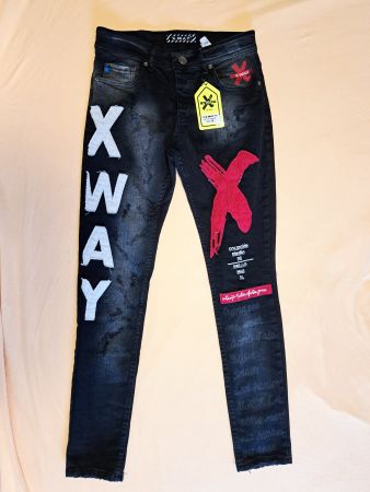 NEU! Schwarze X-Way Jeans Grösse 29/30 Slimfit