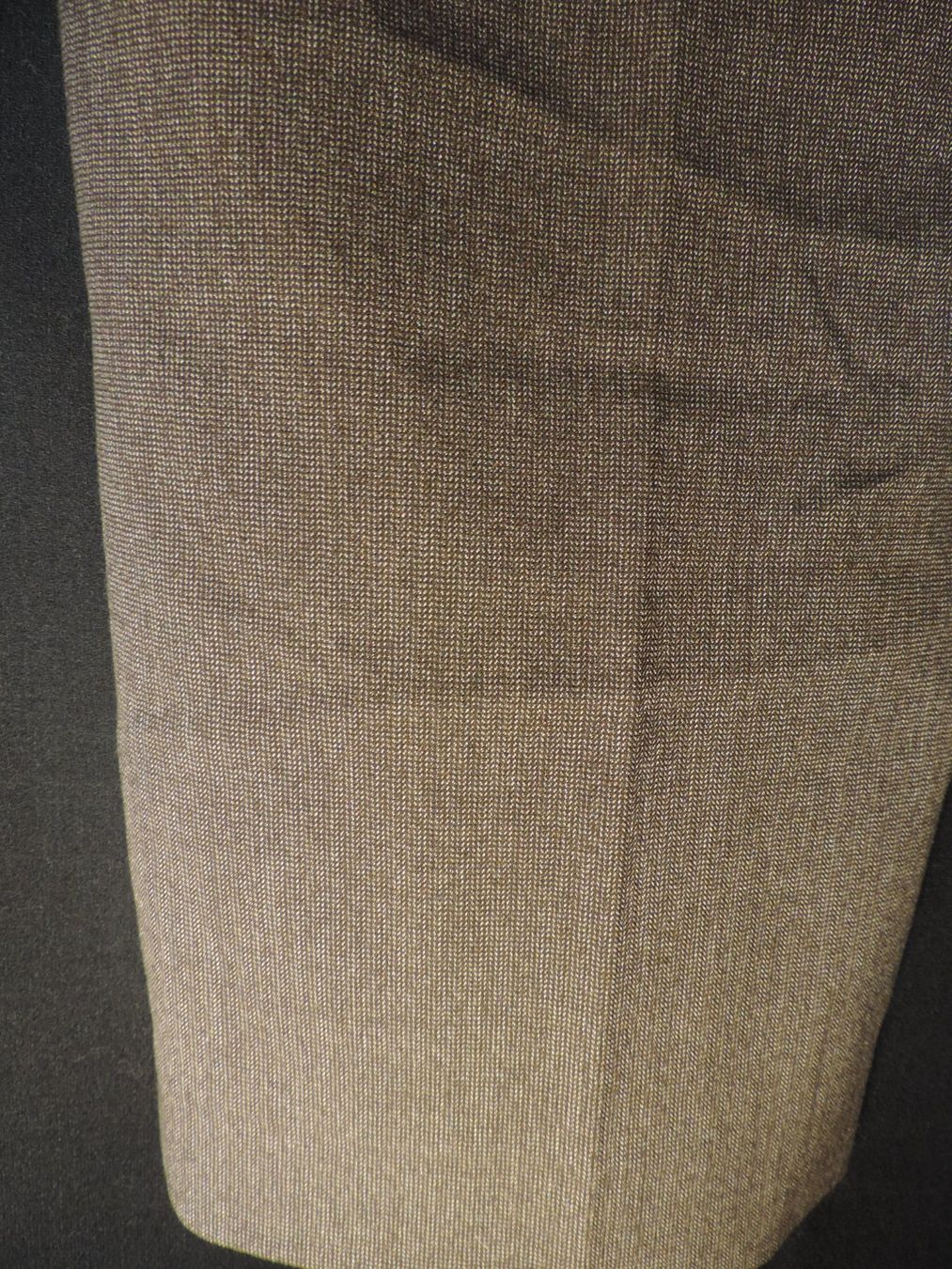 Pantaloni: pantalon brun gris – Usato da Genève venduto da Axelle333 1