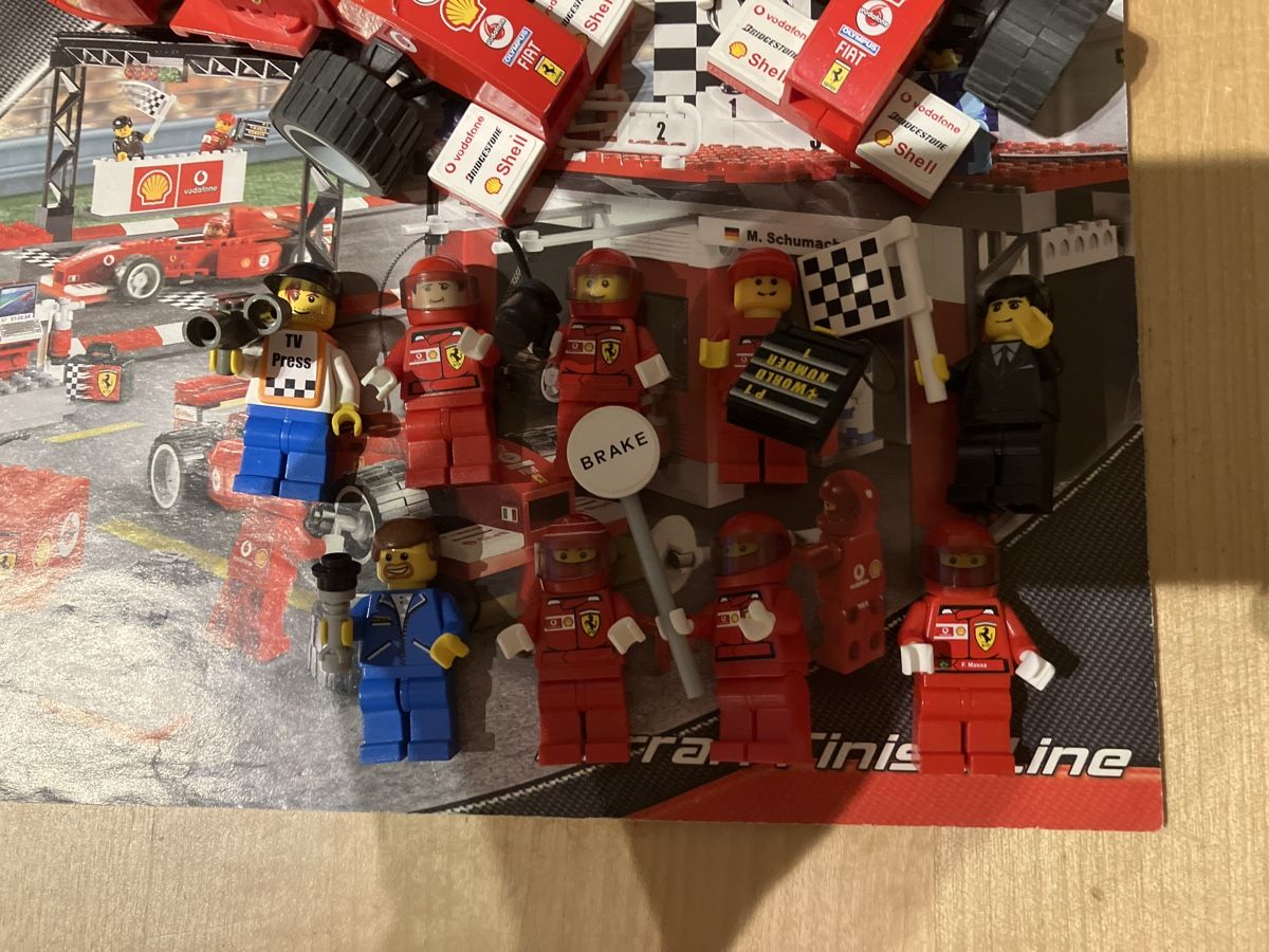 Lego Kit di costruzioni: Lego 8672 Ferrari Finish Line – Usato da Glarus venduto da Jhuber78 1