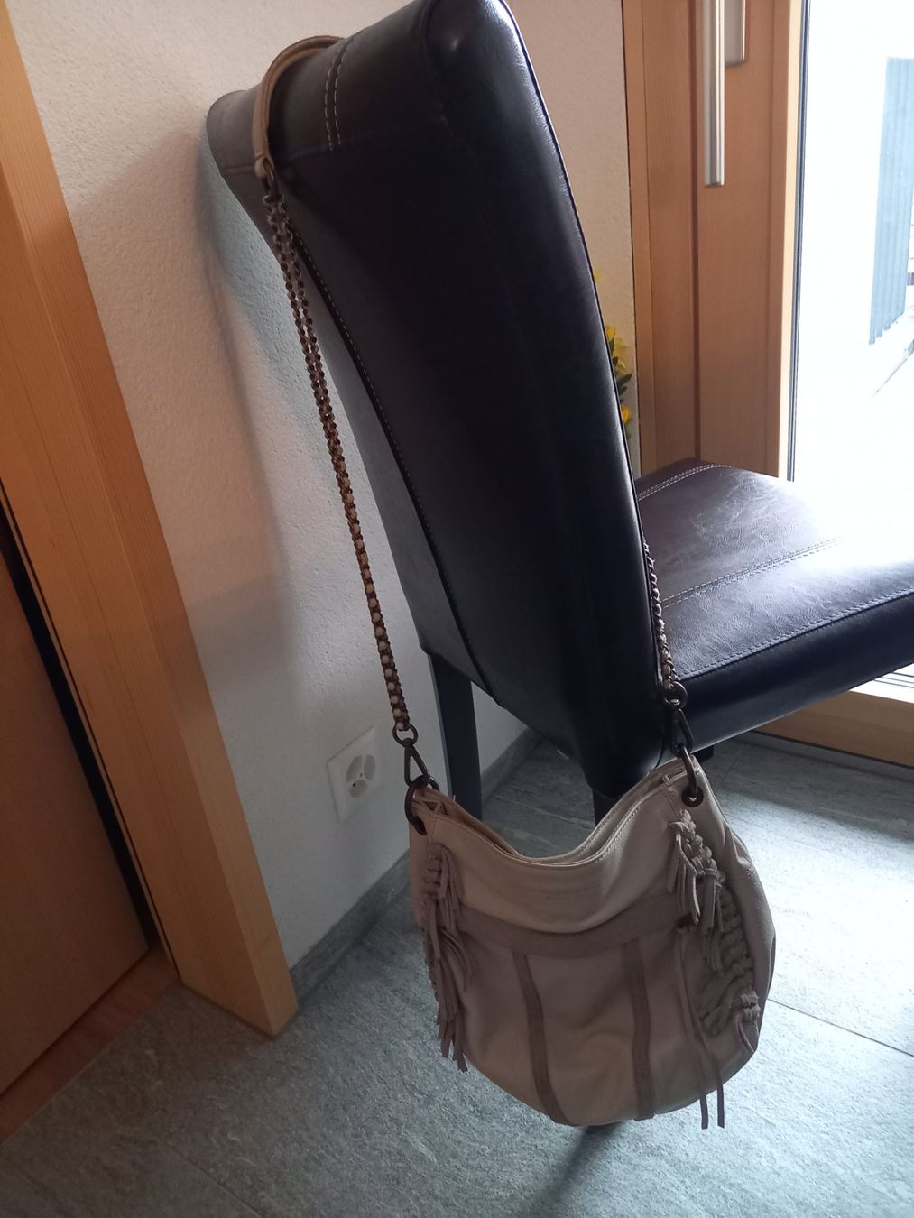 Liebeskind Borse da donna: Lederdamentasche von LIEBESKIND BERLIN beige – Usato da Seewis-Schmitten venduto da Ahaexli 4