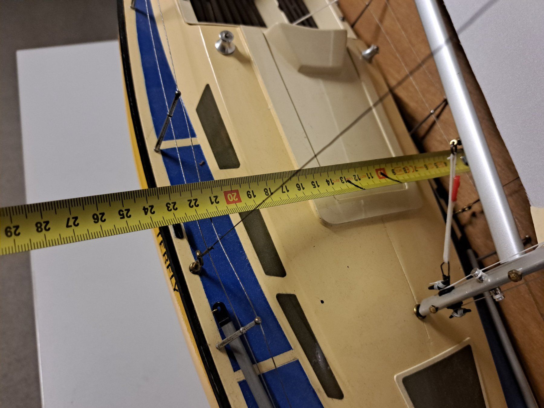 Kit di modellismo & Modellini statici: Modellboot Segelschiff RC Schiffsmodell in Transportbox – Usato da Belp venduto da deal-now 4