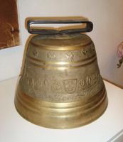 gr. Gusset Uetendorf Kuhglocke / Schelle aus Bronze  Messing