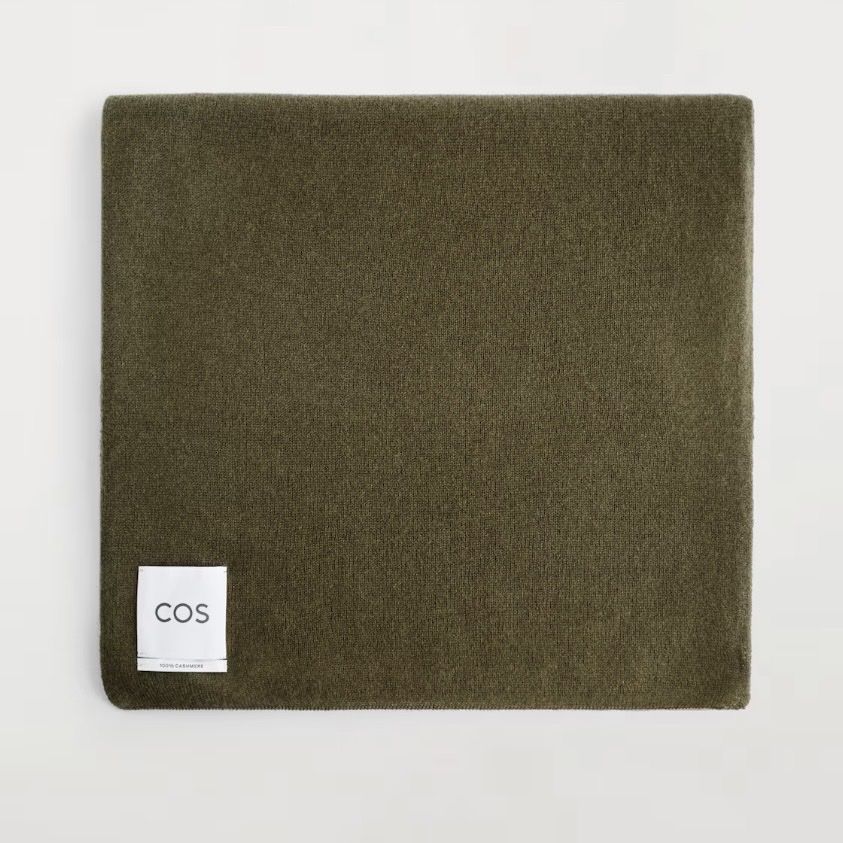 Cos Foulard & Sciarpe: Cos cashmere scarf – Nuovo e nell'imballaggio originale da Schönried venduto da theapplew 2
