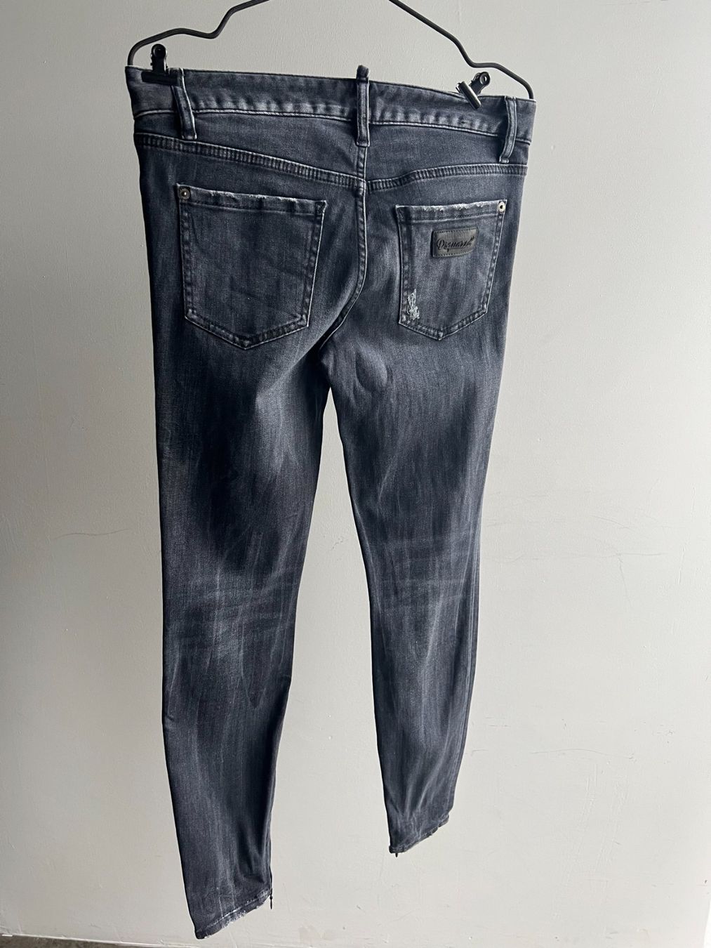 Dsquared2 Jeans: DSQUARED2 Jeans in Grau Grösse 38 - klassisch schön – Usato da Stilli venduto da Bibneu 1