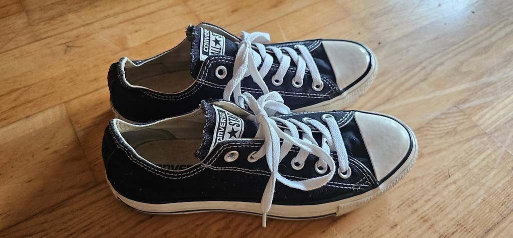 Converse Herrenschuhe: Converse all star Grösse 39 – Gebraucht aus Eriswil von mar_8hwh