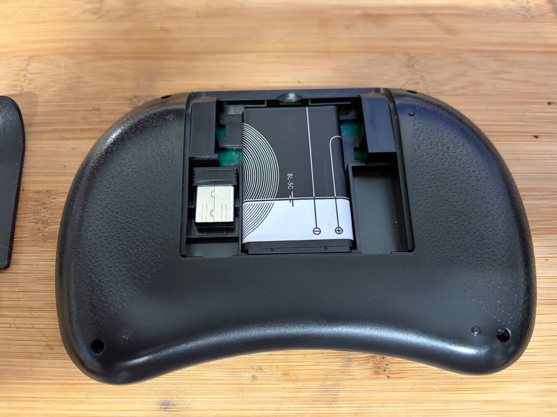Claviers: VONTAR Mini Tastatur mit Touchpad – D'occasion à Glattbrugg par Olio7 2