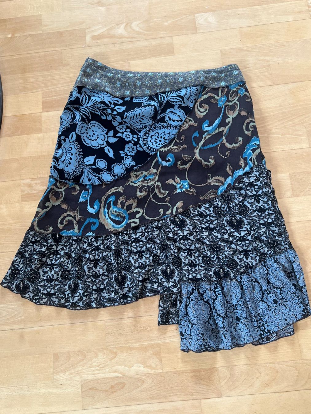Gonne: DIDI Damen Rock in Gr. XL – Usato da Worb venduto da farben20zauber 1
