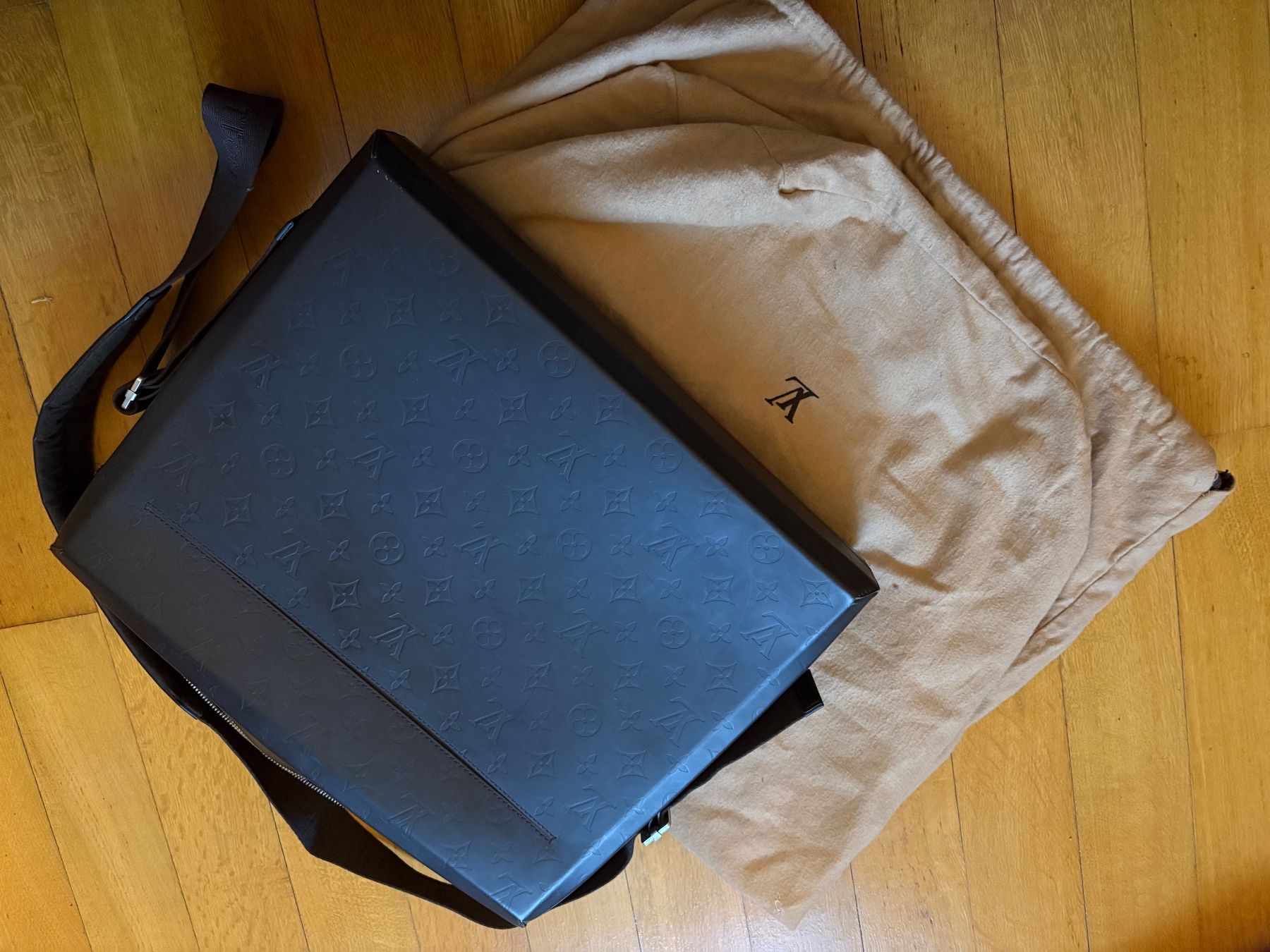Louis Vuitton Borse: Louis Vuitton Herrentasche Monogram Glace schokobraun – Nuovo (secondo la descrizione) da Basel venduto da v3t_z9gg