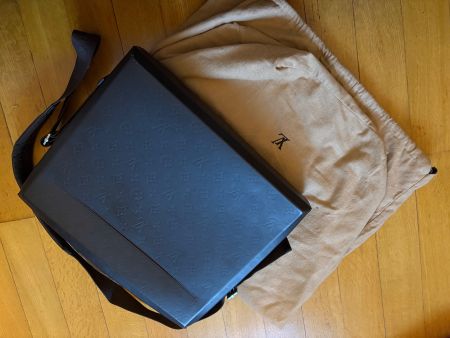Louis Vuitton Herrentasche Monogram Glace schokobraun