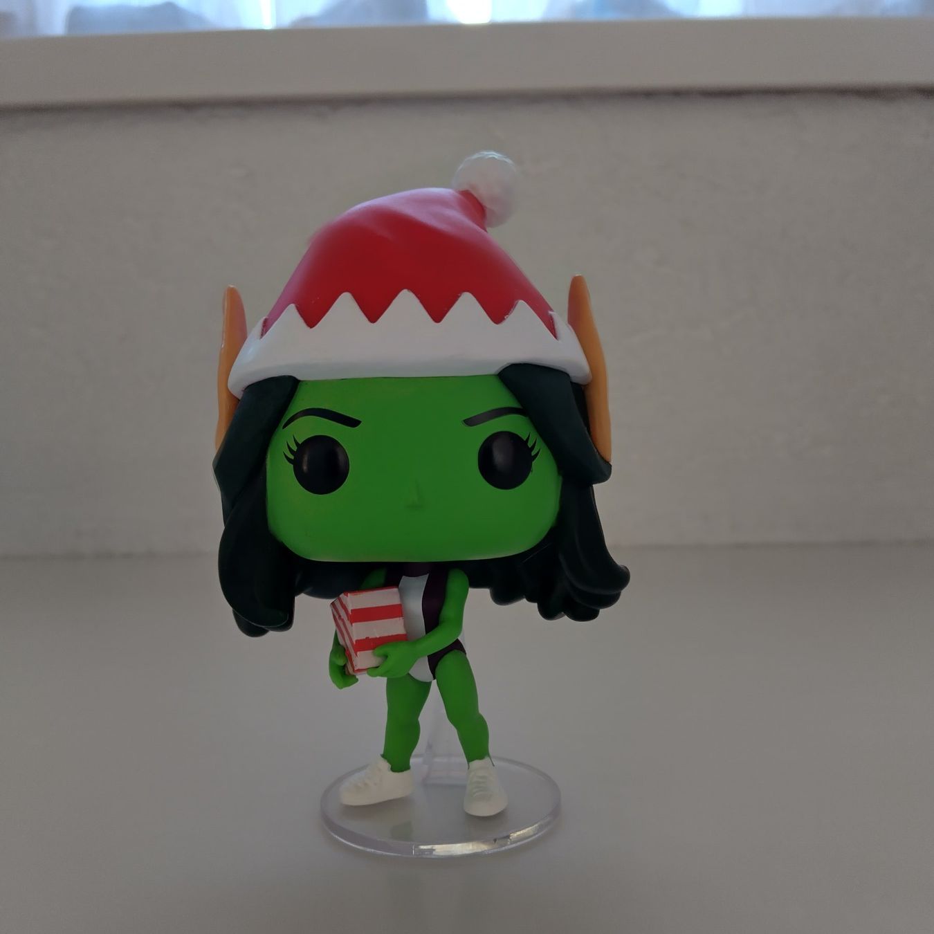 Funko Statuette: Funko Pop Marvel Holiday She-Hulk (1286) – Nuovo (secondo la descrizione) da Winterthur venduto da Gothlady