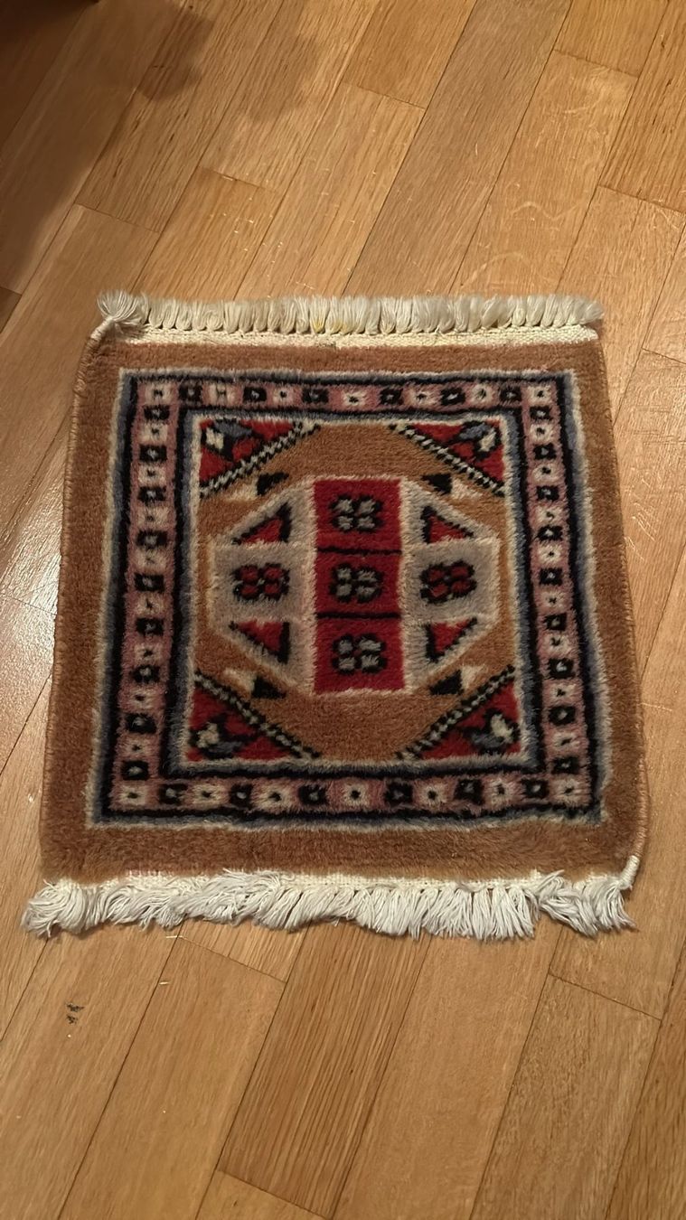 Tappeti: Tappetino 30x35 cm – Usato da Melano venduto da H-Sara